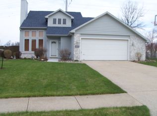 630 Darlington Ct, Fort Wayne, IN