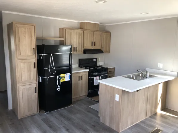 2605 Aberdeen Dr #214, Findlay, OH 45840