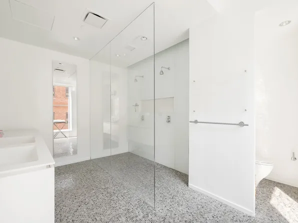 1 John Street image 12 of 17