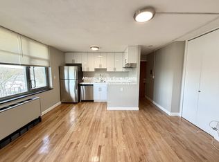 125 Trapelo Rd APT 34, Belmont, MA 02478