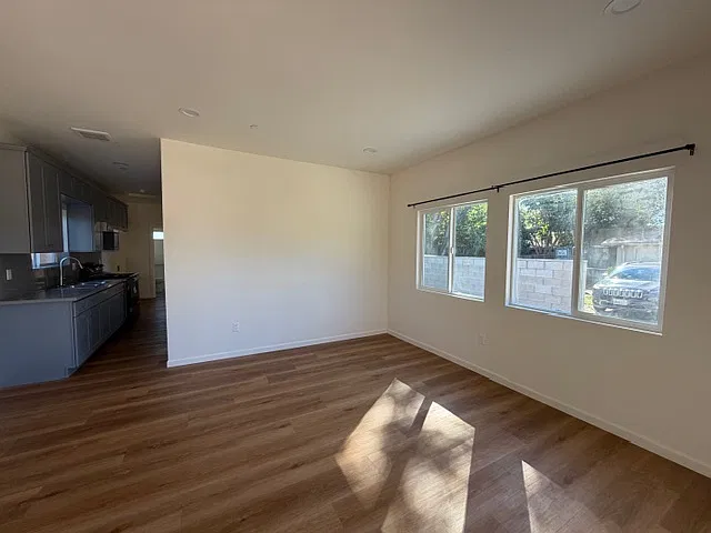 S Peck Rd, Monrovia — Photo 4
