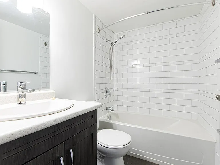 236 Duke St #405 — Photo 6