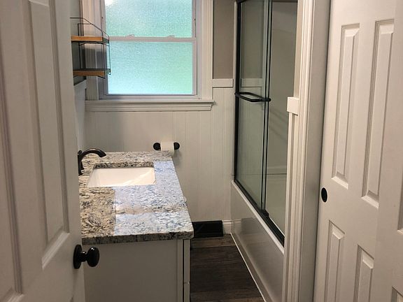 5th image of 312 Downing Dr