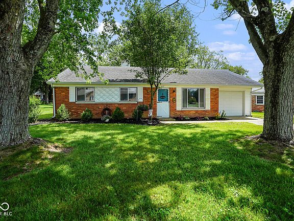2nd image of 425 Madison Dr