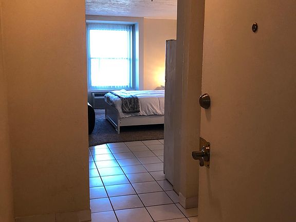 3rd image of 224 E Garden St APT 442