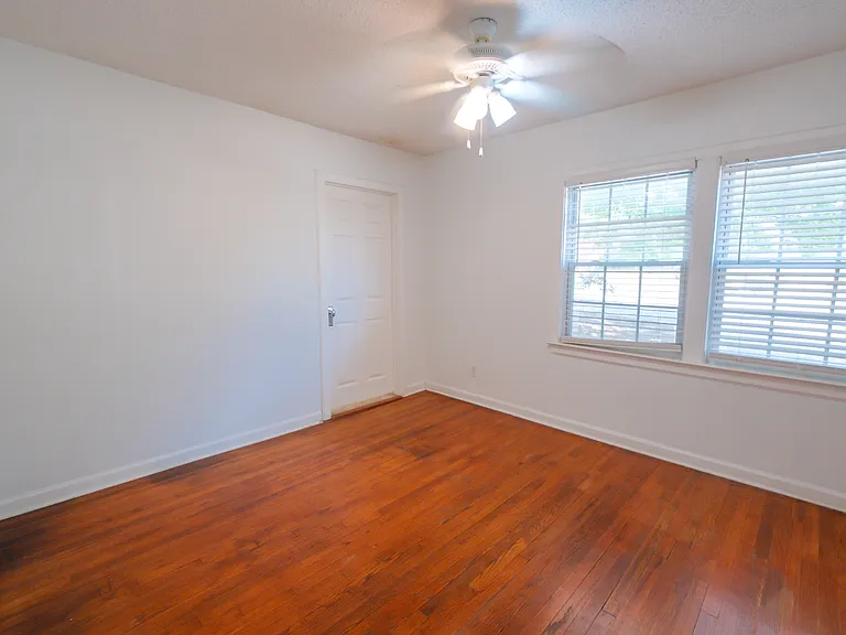 3900 Dexter Ave — Photo 13