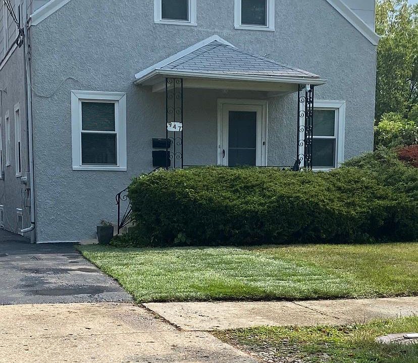1st image of 947 Burton Ave #2