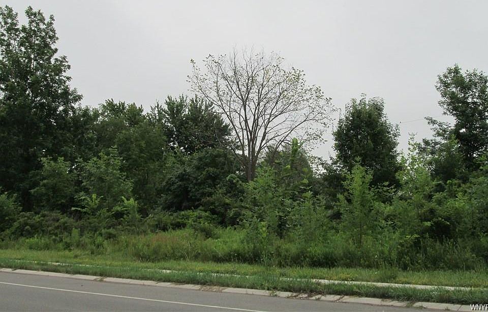 2nd image of 6454 Lincoln Ave