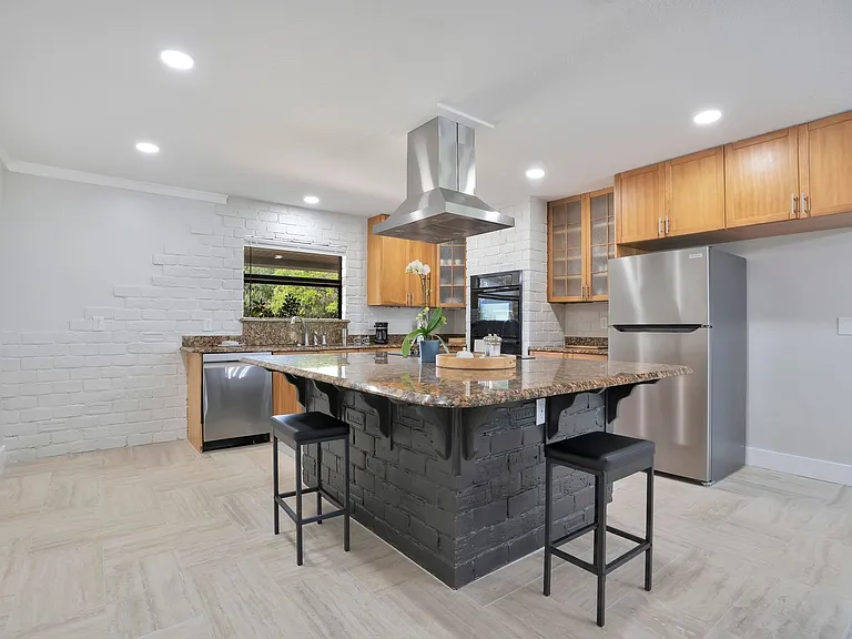 2724 Ardon Ave — Photo 8
