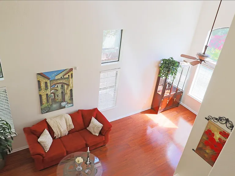 4946 Felicia Way — Photo 20