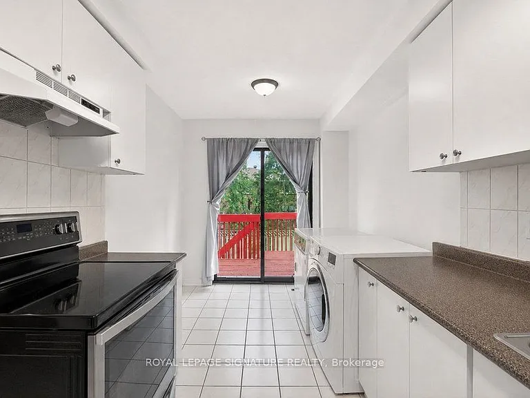 101 Pentland Cres — Photo 14
