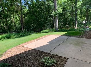 4770 Nicols Rd, Eagan, MN 55122