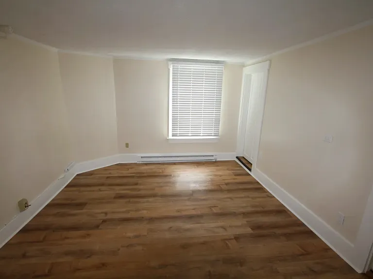 215 N College Ave — Photo 14