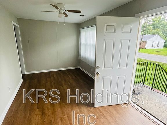 2nd image of 114 Orange Dr