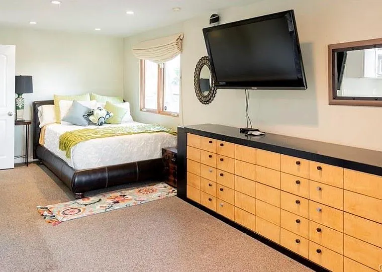 Primary Room Space