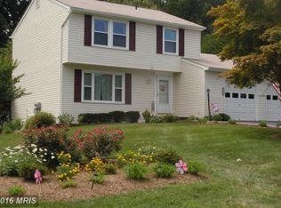 4829 Regiment Ct, Woodbridge, VA 22193