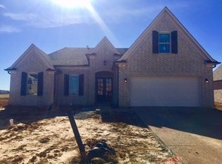 55 Chesnut Spring Cv, Oakland, TN 38060