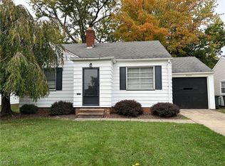 5257 Bridgewater Rd, Lyndhurst, OH 44124