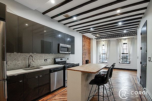 1st image of 78 Somers St APT 1