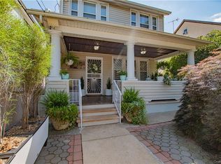 3970 Amundson Ave, Bronx, NY 10466
