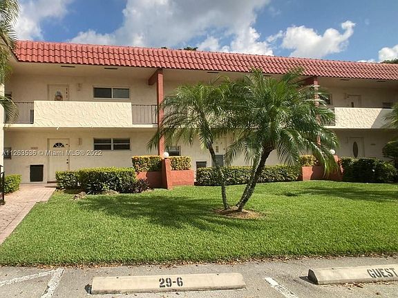 3rd image of 611 S Hollybrook Dr APT 102
