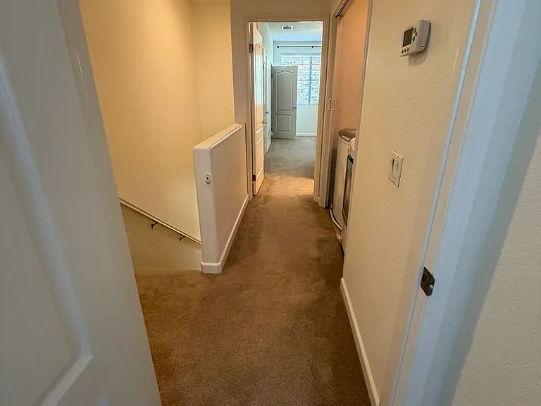 172 Beach Side Ct — Photo 14