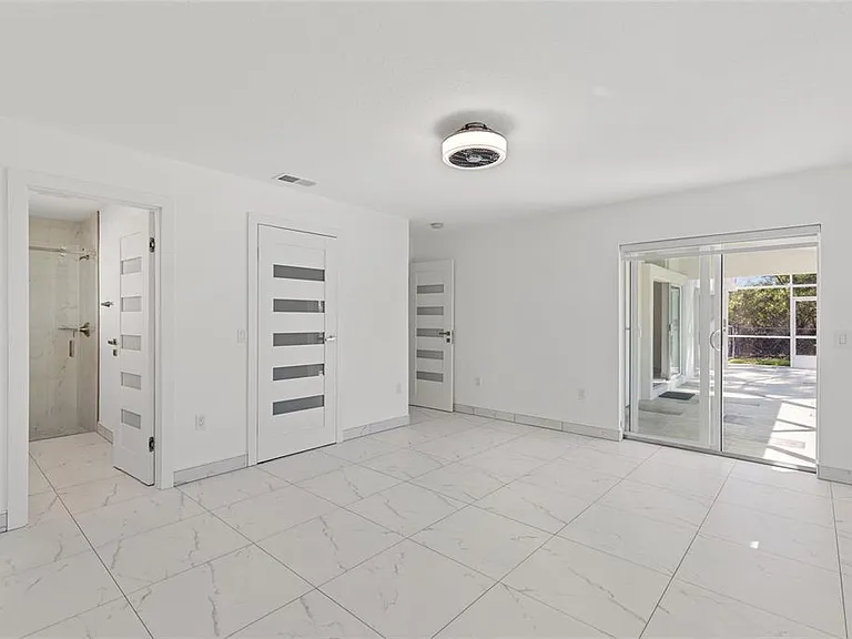 4485 Hansard Ave — Photo 12