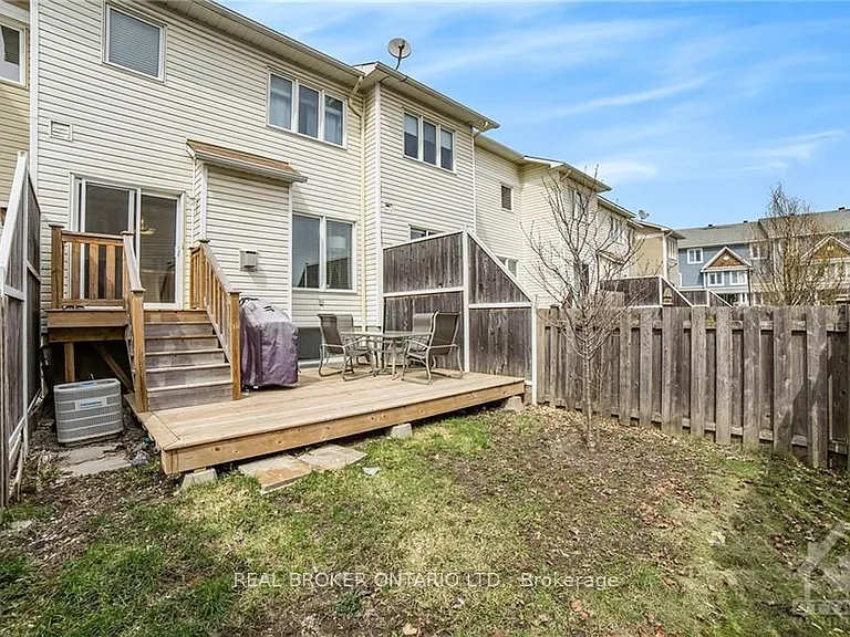 222 Meadowbreeze Dr — Photo 25