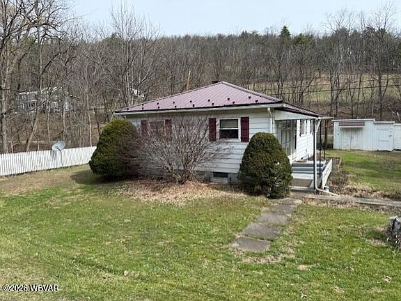 2nd image of 372 Daughertys Run Rd