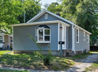 3007 Garfield Ave, Des Moines, IA 50317