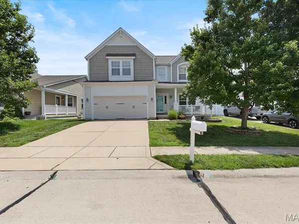 1744 Briarmanor Dr, Lake Saint Louis, MO 63367