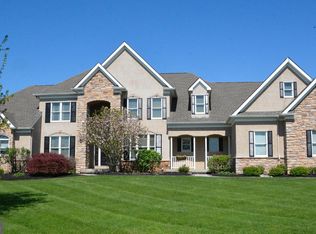 4511 Ridgetop Rd, Doylestown, PA 18902