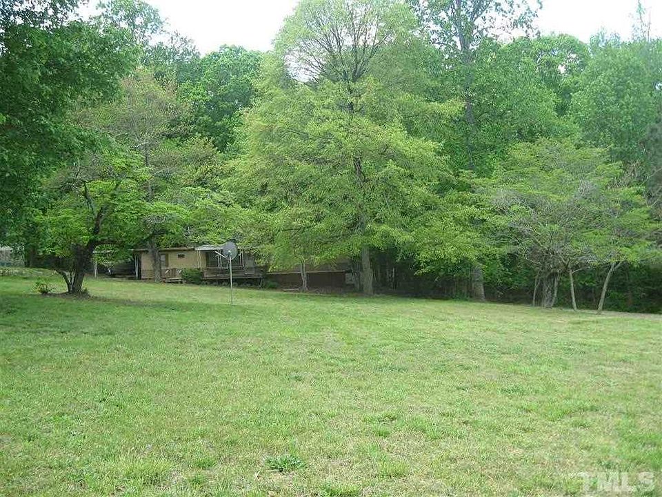 1st image of 184 Nutbush Dr #7