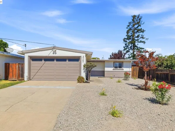 3747 Independence Rd, Fremont, CA 94538