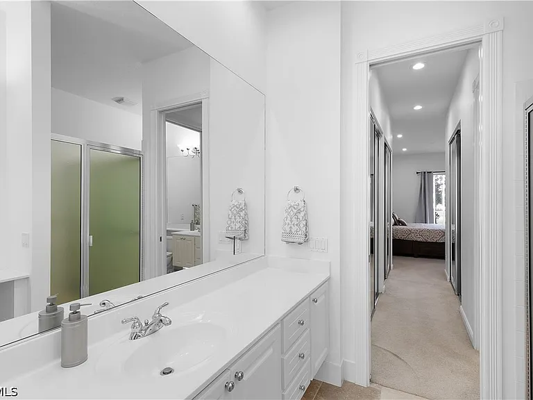 7983 Valentina Ct — Photo 33