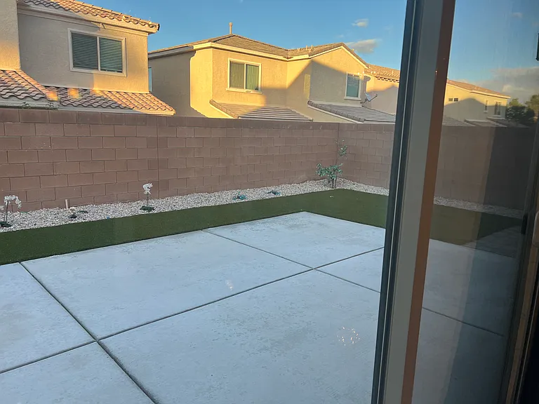 9024 Misty Leaf Ave — Photo 17