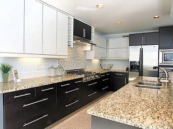 5th image of 1225 Martin Dr