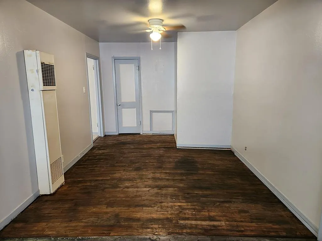 1 bed, 1.0 bath, 650 sqft, $900 — Photo 1