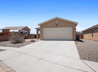 131 Oakwood Ct SW, Rio Rancho, NM 87124