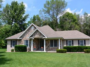 1017 Winchester Ct, Niles, MI 49120