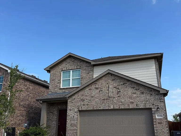 112 Connecticut Ct — Photo 1