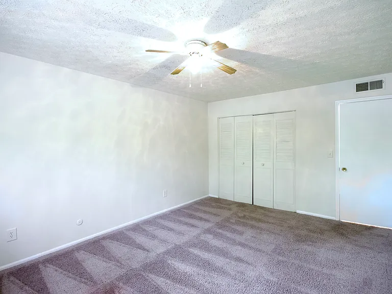 120 Viking Ct #10 — Photo 8