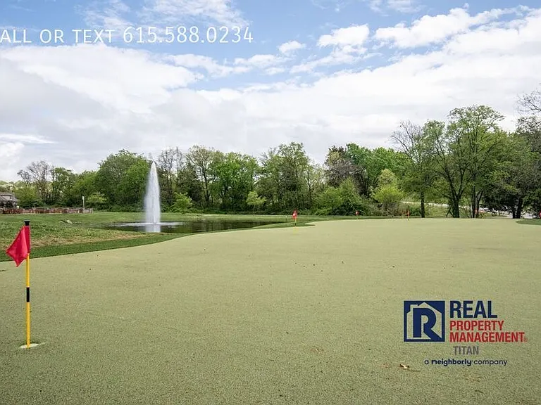7216 Sky Meadow Dr — Photo 35