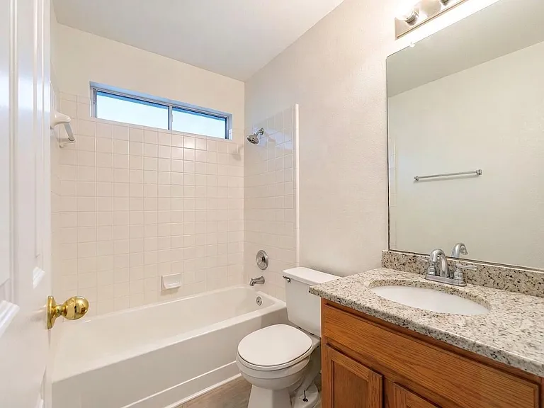 1841 Greening Way — Photo 24