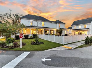 2006 Codorus Ln, Hanahan, SC 29410