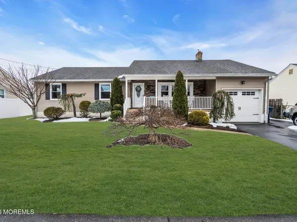 1237 Mermaid Avenue, Beachwood, NJ 08722