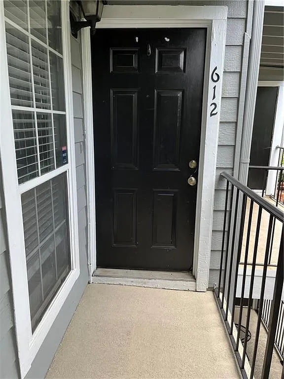 2 bed, 2.0 bath, 1032 sqft, $1,750 — Photo 1