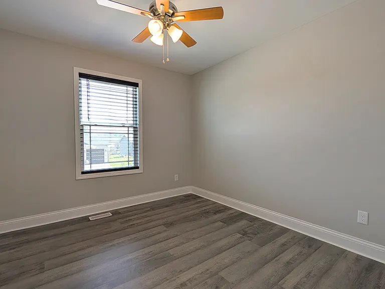 1117 Baseball Dr — Photo 17