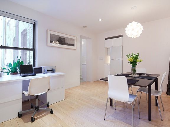 256 South 4th Dining Room