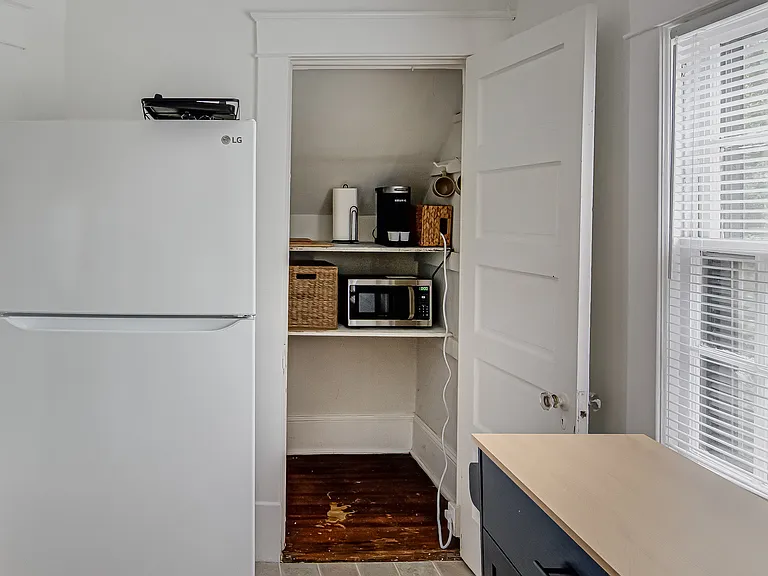 1504 W Friendly Ave #B — Photo 13